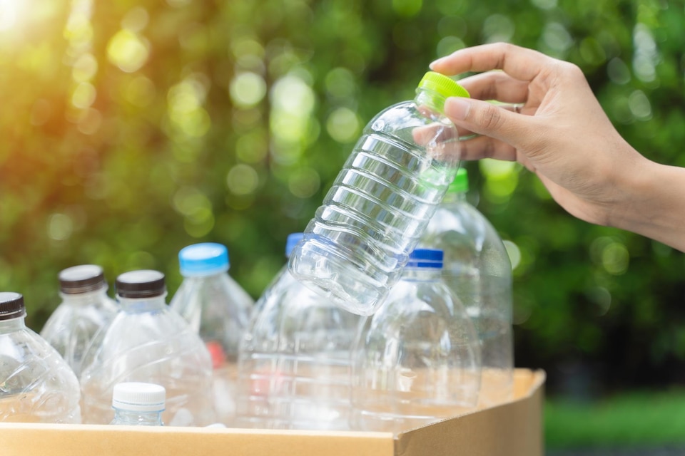 PET (Plastic) Bottle Recycling
